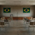 Sala de conferência no Recanto das Emas com cadeiras e palco para debate sobre Cartão Prato Cheio organizado pela Sedes-DF.