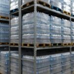 Anvisa confirma recolhimento de lote de água Crystal contaminada por bactéria
