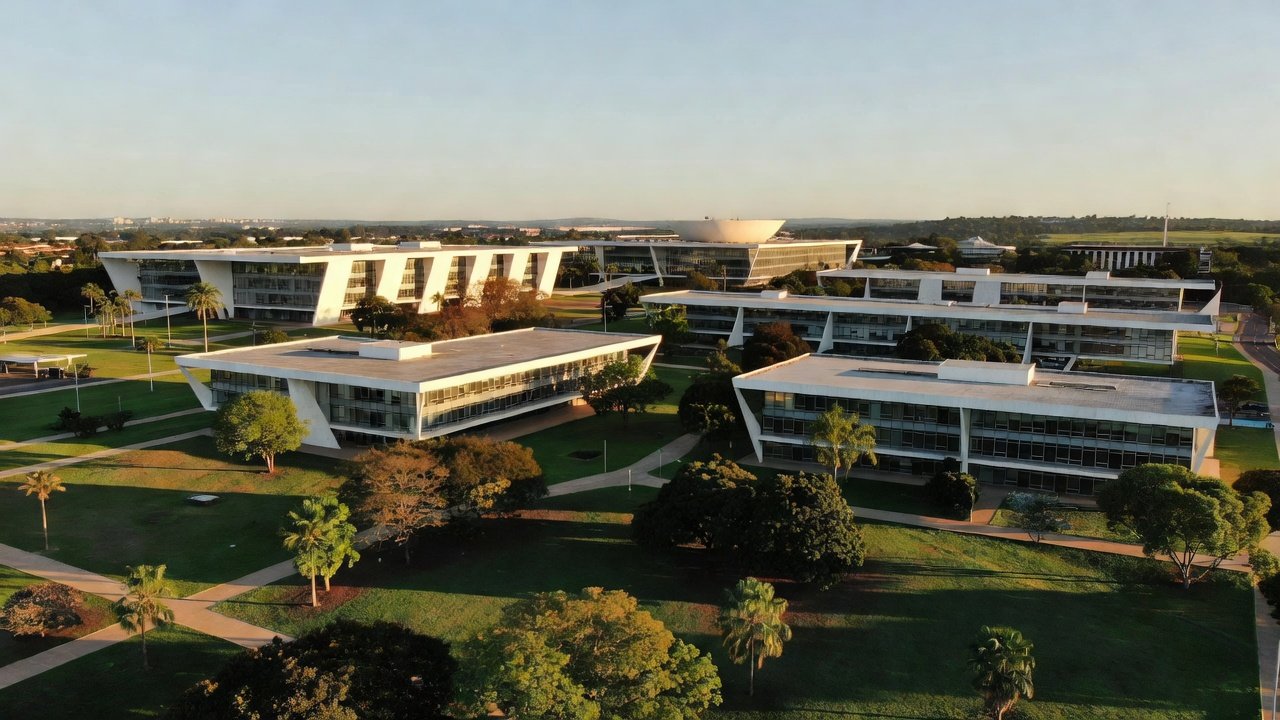Campus da UnDF em Brasília com arquitetura moderna