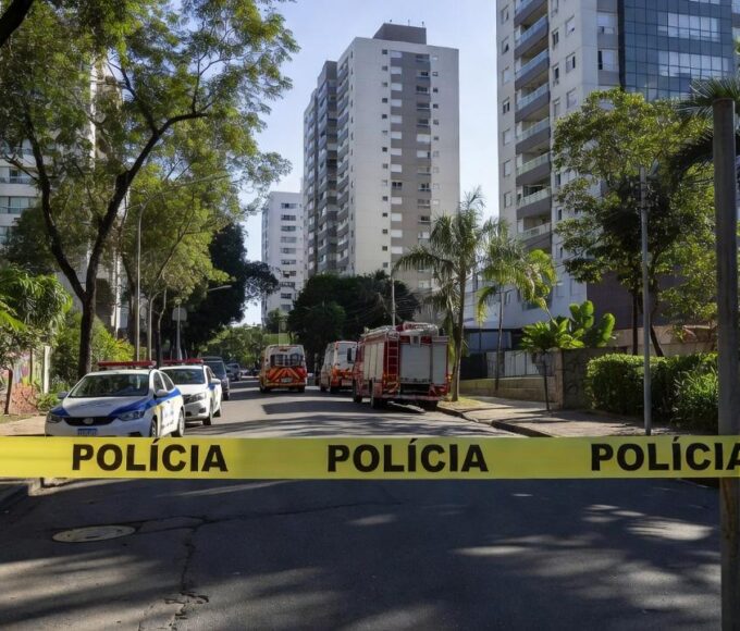 Condomínio no Distrito Federal com fita de isolamento policial