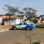 Viatura da PMDF no Paranoá após prisão por feminicídio