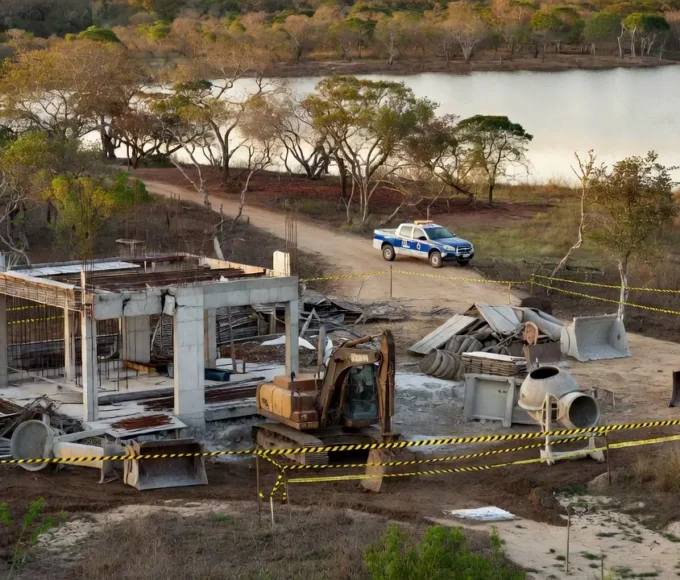 Polícia Militar interrompe obra irregular em Área de Preservação Permanente no Lago Paranoá, Brasília