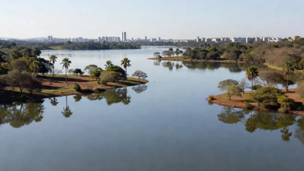 Lago Paranoá em Brasília após caso de afogamento